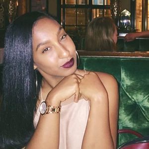 Meet your Posher, Maya